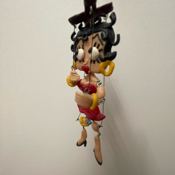 Unique Vintage 1980’s Handmade Betty Boop Marionette. 4” long. - Picture 2 of 4